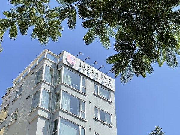 Cho thuê căn hộ Pan Pacific 01 Thanh Niên Bệnh viện mắt Quốc tế Nhật Bản nằm kế bên tòa nhà