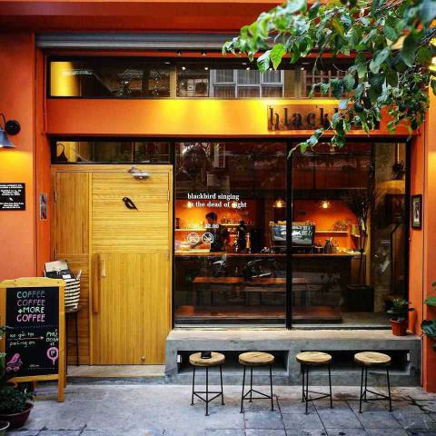 Blackbird Coffee là quán cafe ở Hà Nội cực “hot” trong thời gian gần đây