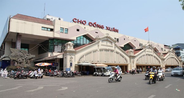Những điểm du lịch nổi tiếng ở Hà Nội - Chợ Đồng Xuân
