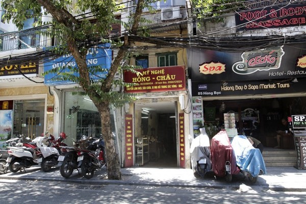 Địa điểm mua sắm tại Hà Nội - Phố Hàng Bạc
