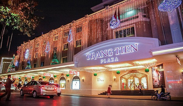 Tràng Tiền Plaza được rất nhiều khách nước ngoài lựa chọn là địa điểm mua sắm tại Hà Nội 