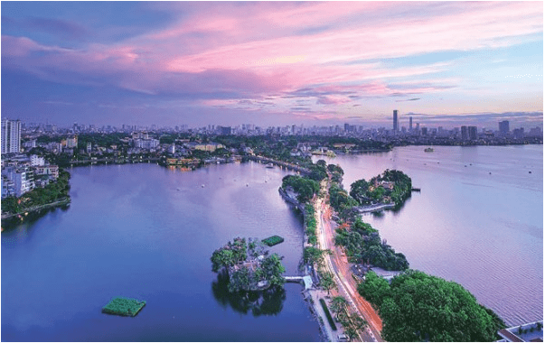 West Lake is the living place of Hanoi's high society